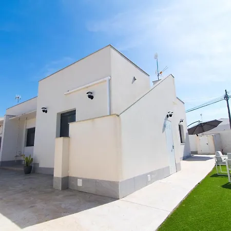 Arenas House *