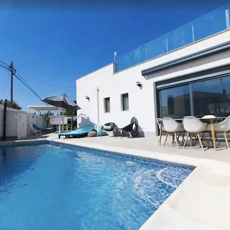 Holiday home Arenas House *